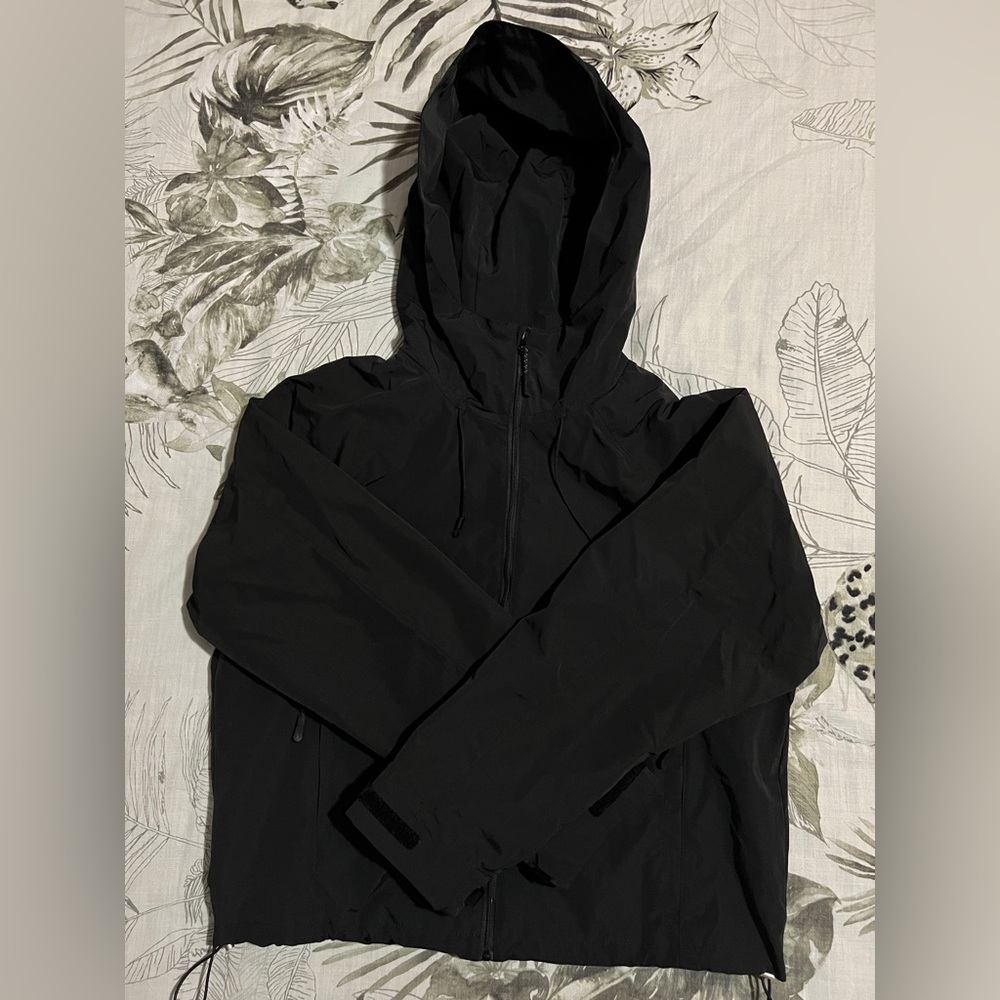 NWOT Oversized Wind Breaker and Rain Jacket - Picture 2 of 8
